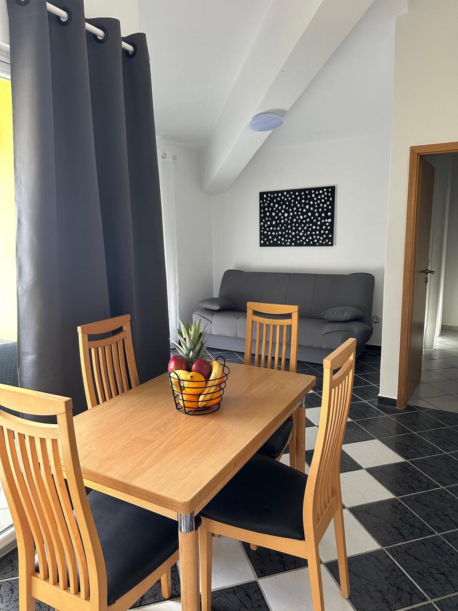 Apartments Jareb Tribalj Zewnętrze zdjęcie